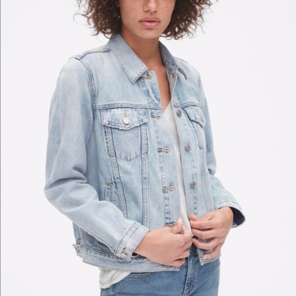 GAP Jackets & Blazers - GAP 1969 Light Wash Jean Jacket XS